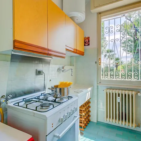 Apartment Manuela's Next To Center View Terrace - Happy